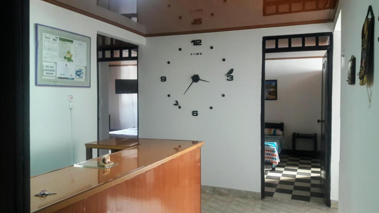 Hospedaje Santa Barbara Buga Zewnętrze zdjęcie