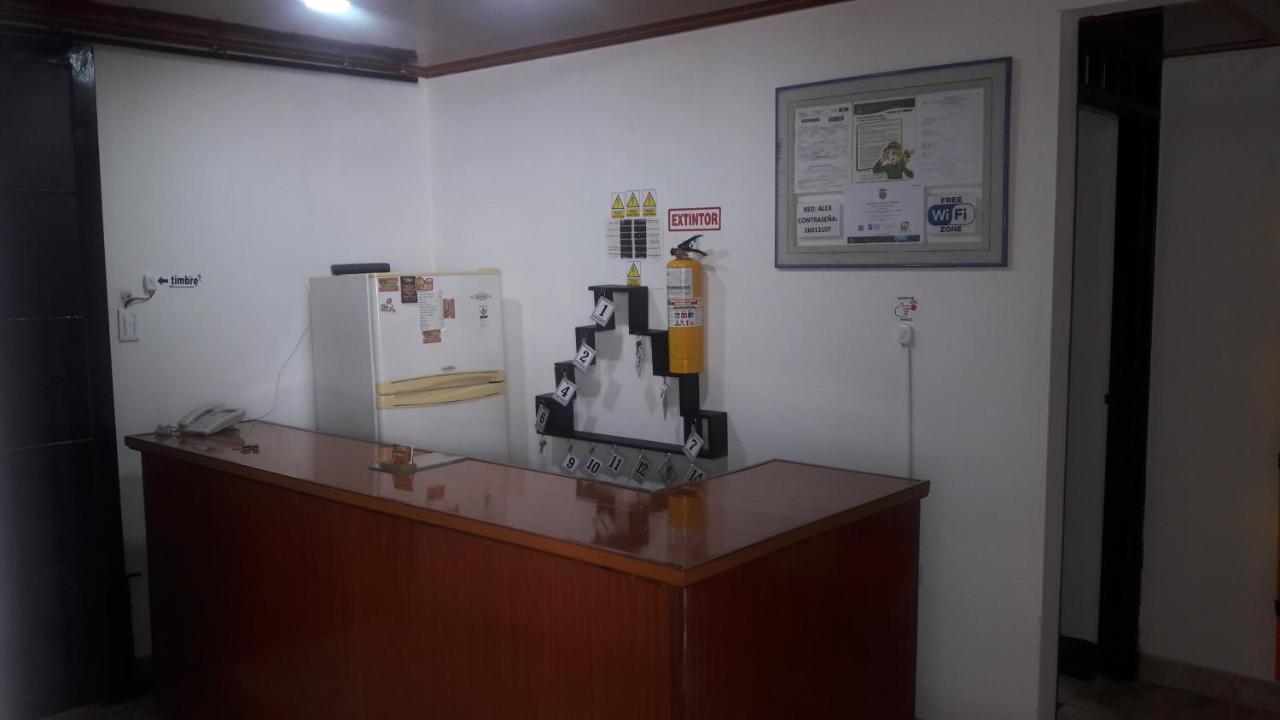 Hospedaje Santa Barbara Buga Zewnętrze zdjęcie